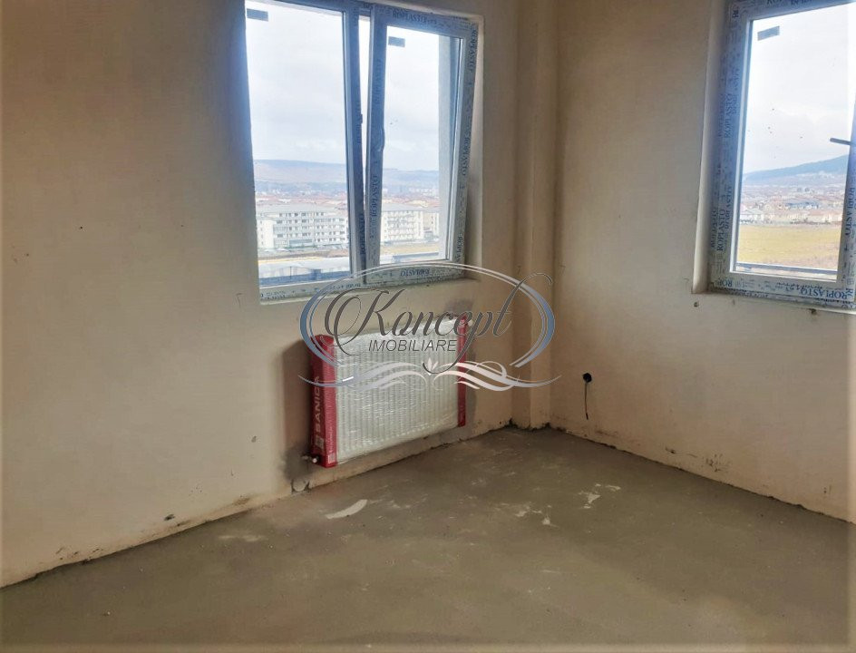 Apartament cu garaj, pe strada Sesul de Sus