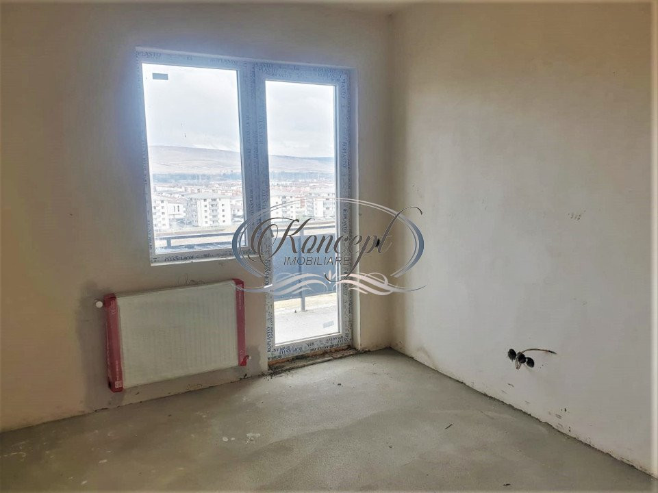 Apartament cu garaj, pe strada Sesul de Sus