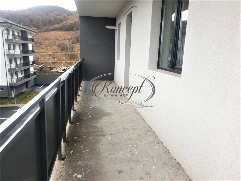 Apartament cu garaj, pe strada Sesul de Sus