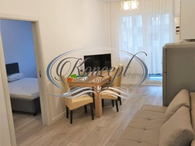 Apartament cu parcare pe strada Sesul de Sus