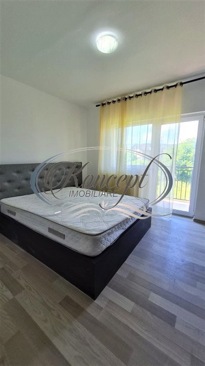 Apartament cu 3 camere si parcare, zona Calea Turzii