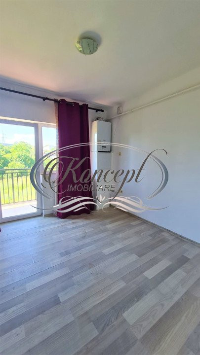 Apartament cu 3 camere si parcare, zona Calea Turzii